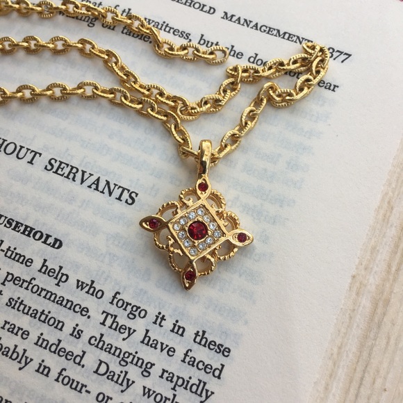 Vintage Jewelry - Medici Jewel Necklace